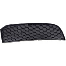 REAR EXHAUST SURROUND/GRILLE - S-LINE (RH)