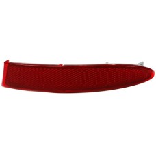REAR BUMPER REFLECTOR - RED (RH) REAR BUMPER REFLECTOR - RED (RH)