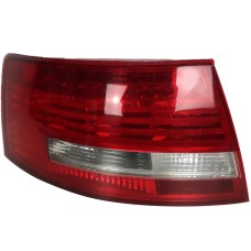 REAR WING LAMP - SALOON - RED/CLEAR (HALOGEN) (LH) REAR WING LAMP - SALOON - RED/CLEAR (HALOGEN) (LH)