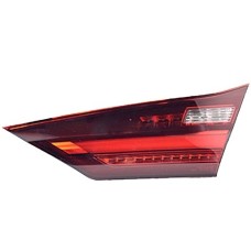 REAR BOOT LAMP (HALOGEN) (RH)